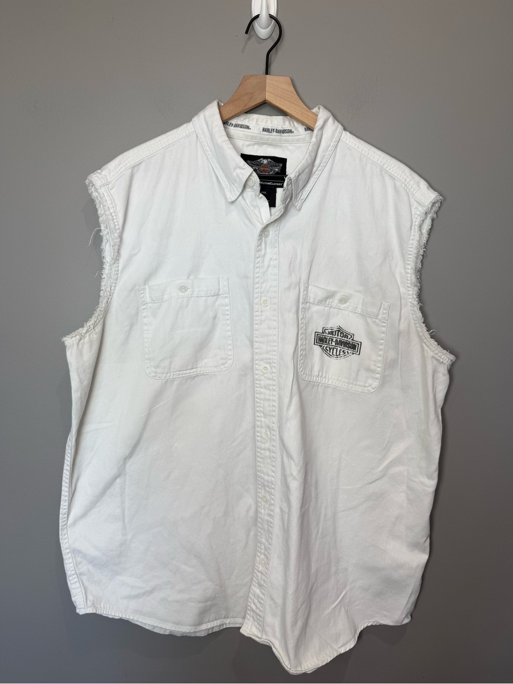 Harley Davidson White Sleeveless Button Front Shirt 2XL Biker Workwear